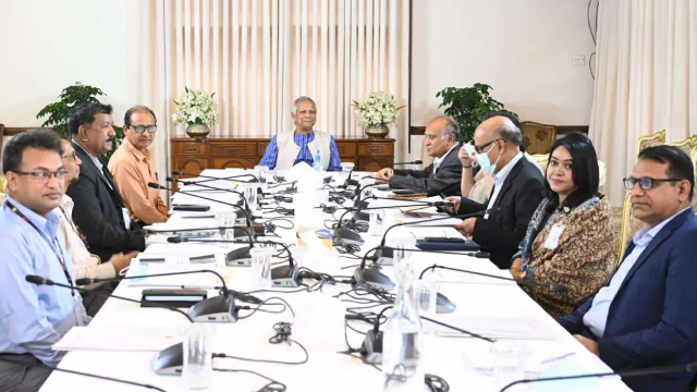 প্রাথমিকে প্রধান শিক্ষকের শূন্য পদে দ্রুত নিয়োগের নির্দেশ প্রধান উপদেষ্টার
