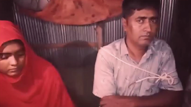 লক্ষ্মীপুরে নারীসহ আটক বিএনপি নেতা, উত্তেজিত জনতার গণধোলাই