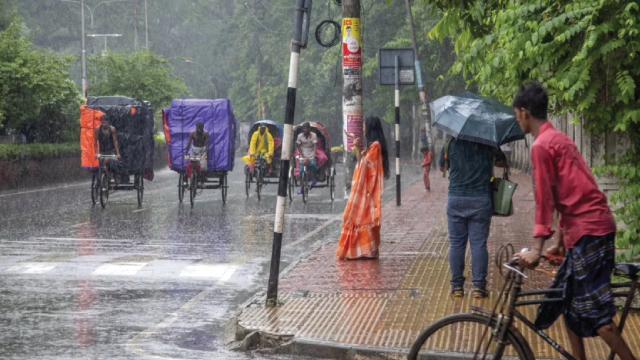 ঢাকায় বৃষ্টি নিয়ে যা বললো আবহাওয়া অফিস