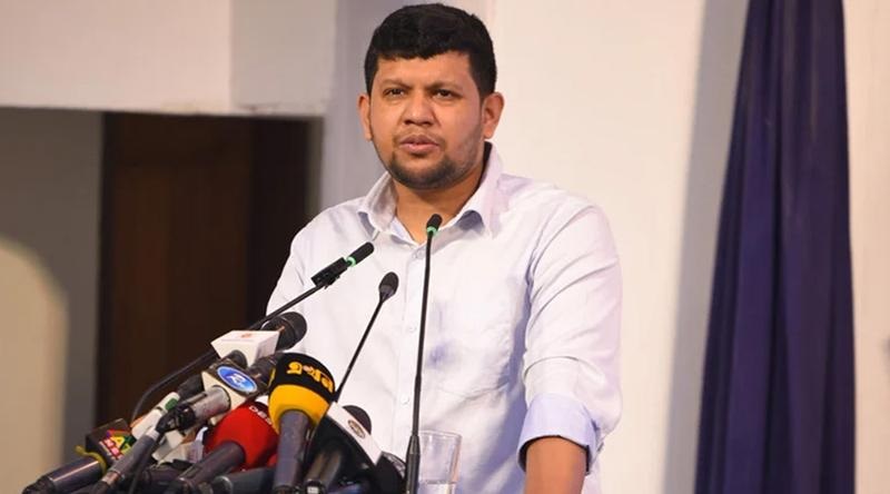সংঘাতের জন্য সবাই মুখিয়ে আছে: তথ্য উপদেষ্টা