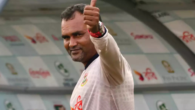 পদত্যাগ করছেন জাতীয় দলের কোচ সালাহউদ্দিন