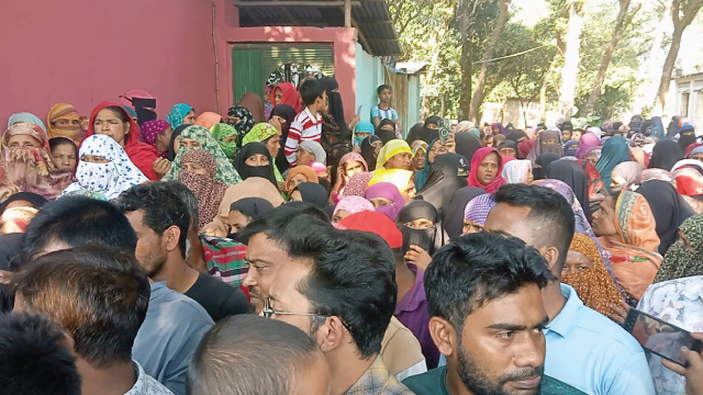 বগুড়ায় দুই সন্তানকে গলা কেটে হত্যার পর মায়ের আত্মহত্যা