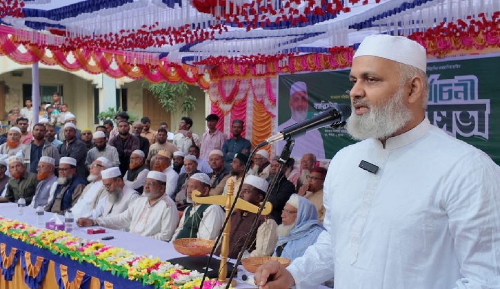 আপনারা সুযোগ দিলে দেশের মানুষের উন্নয়নে কাজ করতে চাই: ব্যারিস্টার মোমেন