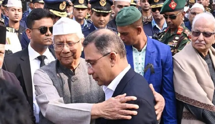 শোকাহত তারেক রহমানকে প্রধান উপদেষ্টার সান্ত্বনা