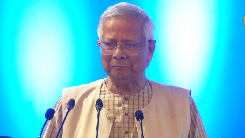 শ্রমশক্তি রপ্তানিতে বড় বাধা দালাল: প্রধান উপদেষ্টা