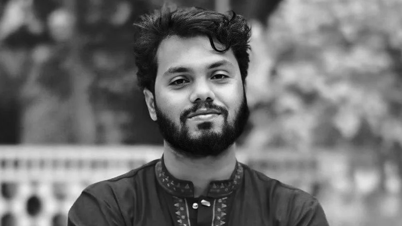 ময়নাতদন্তের জন্য ওসমান হাদির মরদেহ নেয়া হয়েছে সোহরাওয়ার্দী মেডিকেলে