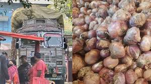 ভারত থেকে পেঁয়াজ আমদানি শুরু, প্রতিকেজিতে দাম কমল ৩০ টাকা