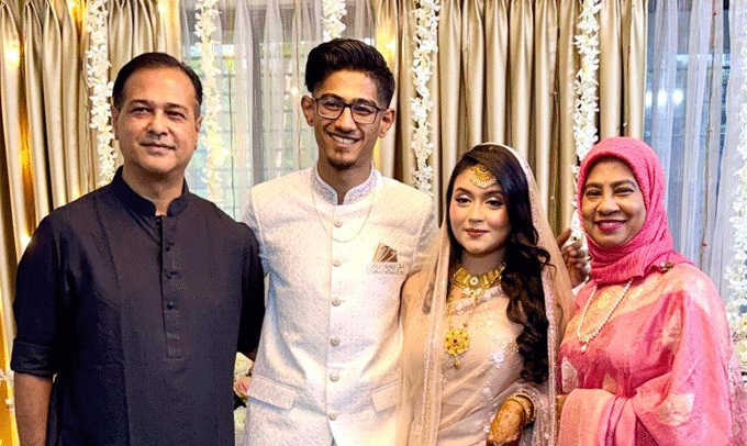 বিয়ে করলেন আসিফ আকবরের ছোট ছেলে