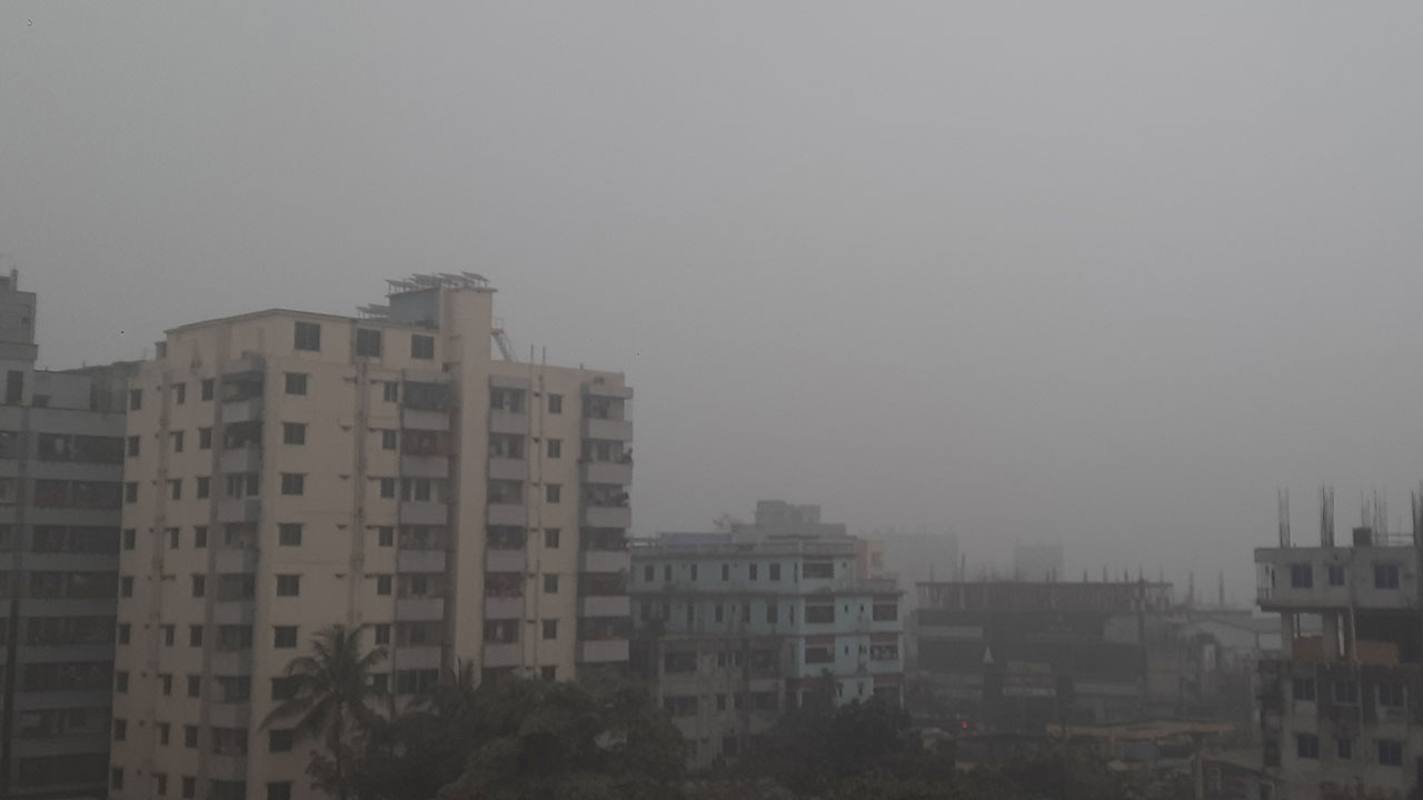 ঢাকায় মাঝারি কুয়াশাসহ ঠান্ডা অব্যাহত থাকতে পারে
