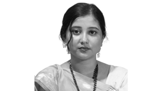 রাস্তা পারাপারের সময় বাসচাপায় কলেজছাত্রী নিহত