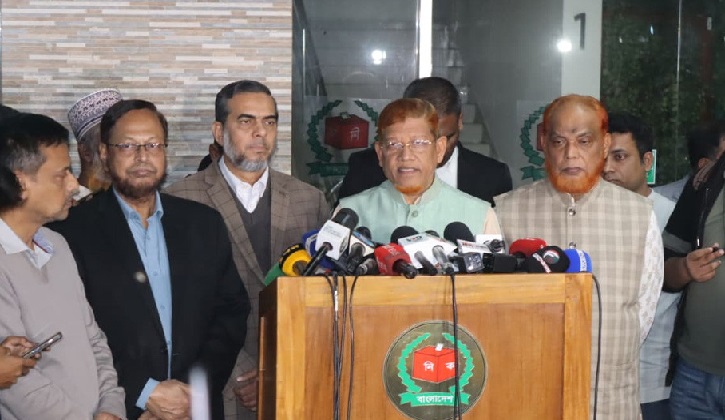 প্রশাসন নিরপেক্ষ না হলে সুষ্ঠু নির্বাচন সম্ভব নয়: হামিদুর রহমান আযাদ